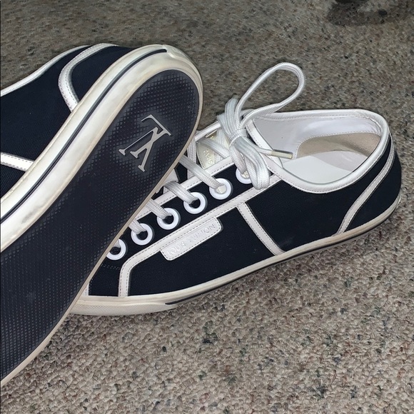 Louis Vuitton Men’s shoes - Picture 2 of 4